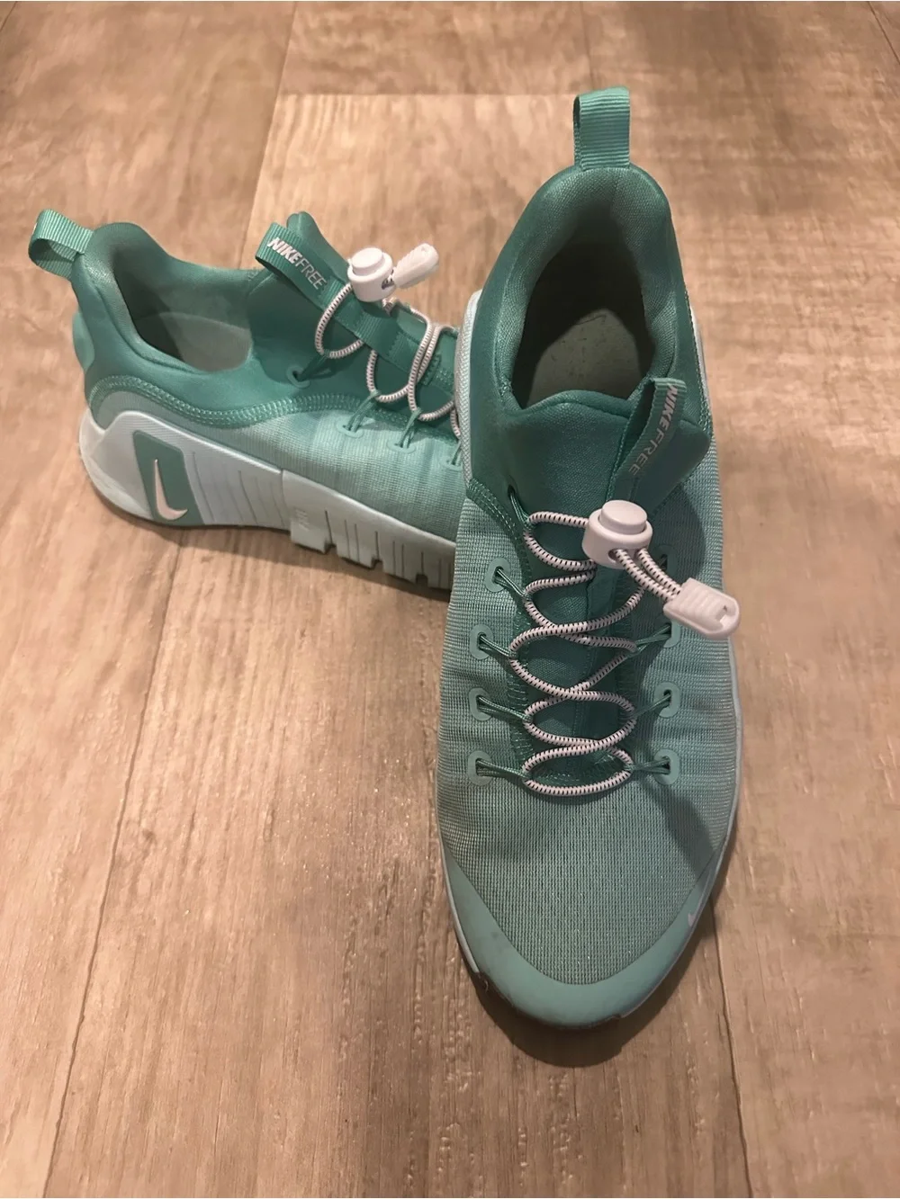 Nike Free Metcon 6 Training Workout Shoes Green Women’s 11 Men’s 9.5